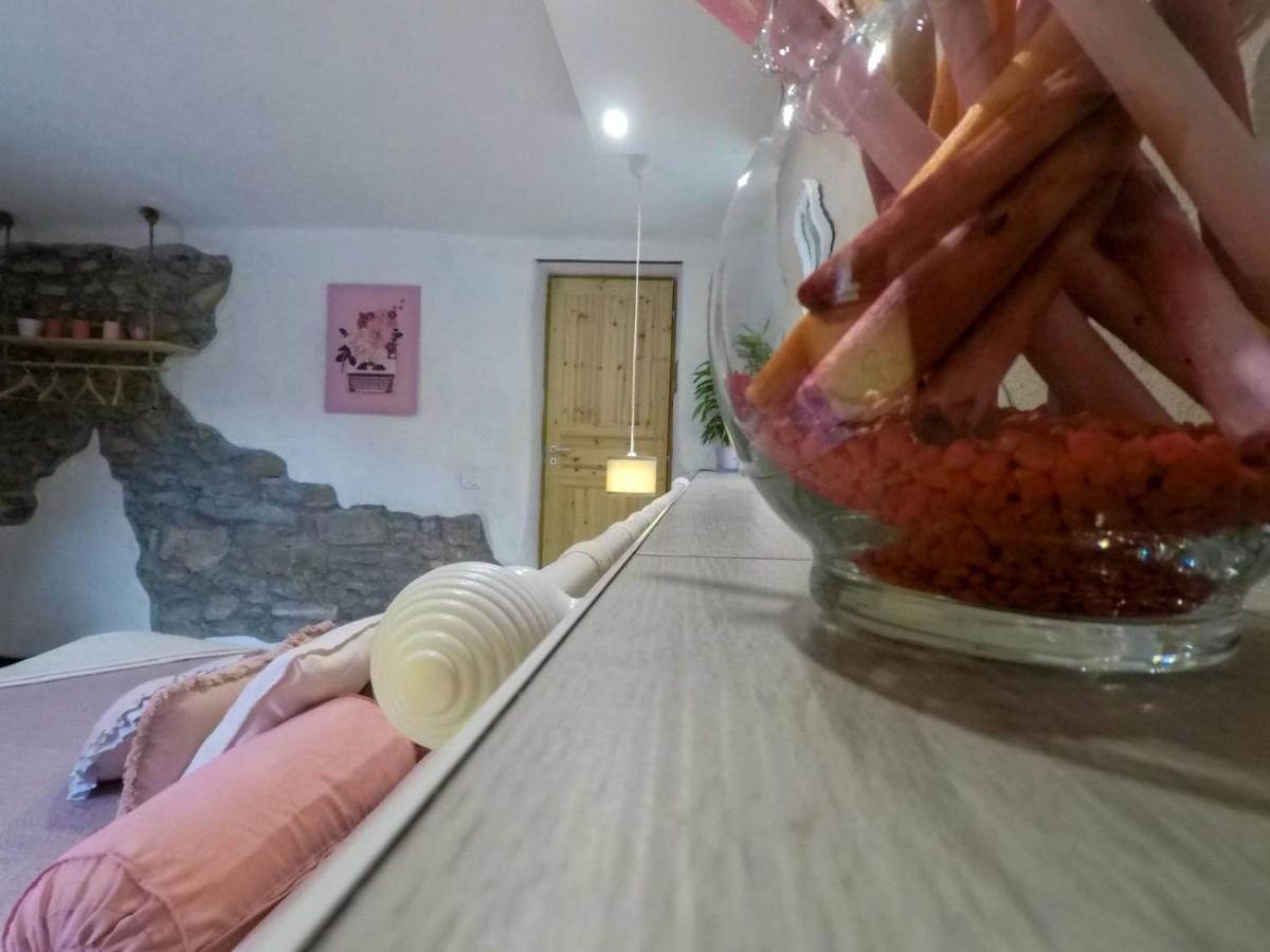 B&B La Casa Dei Cuori Millesimo Екстер'єр фото